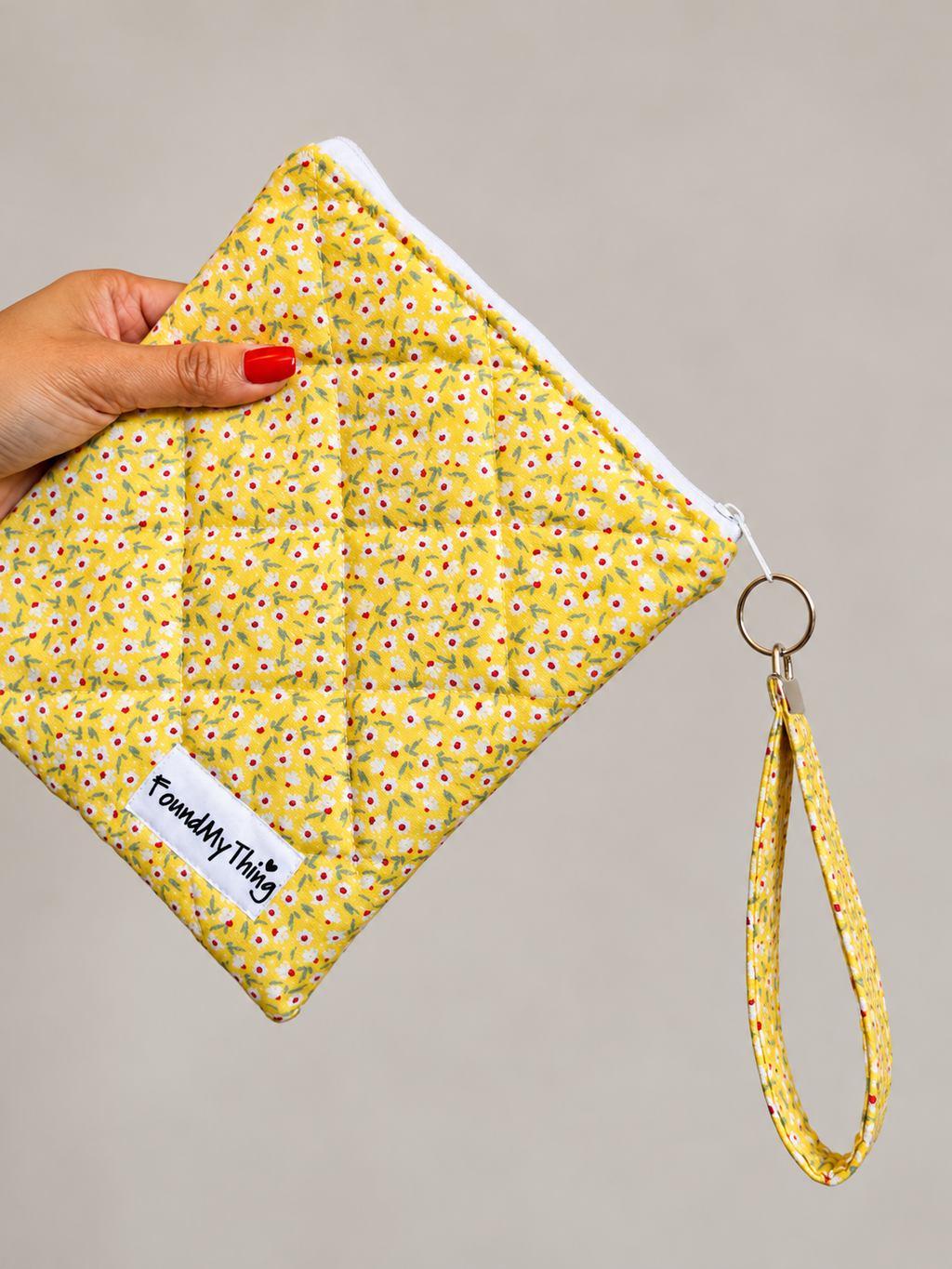 Quilted and Padded Ereader Sleeve with Zipper Closure and Matching Wristlet Keyrings