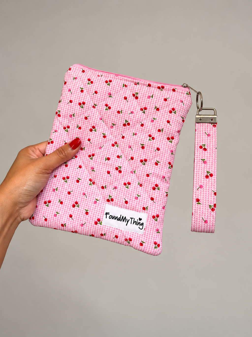 Quilted and Padded Ereader Sleeve with Zipper Closure and Matching Wristlet Keyrings