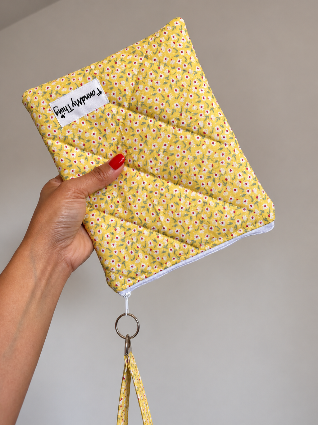 Quilted and Padded Ereader Sleeve with Zipper Closure and Matching Wristlet Keyrings