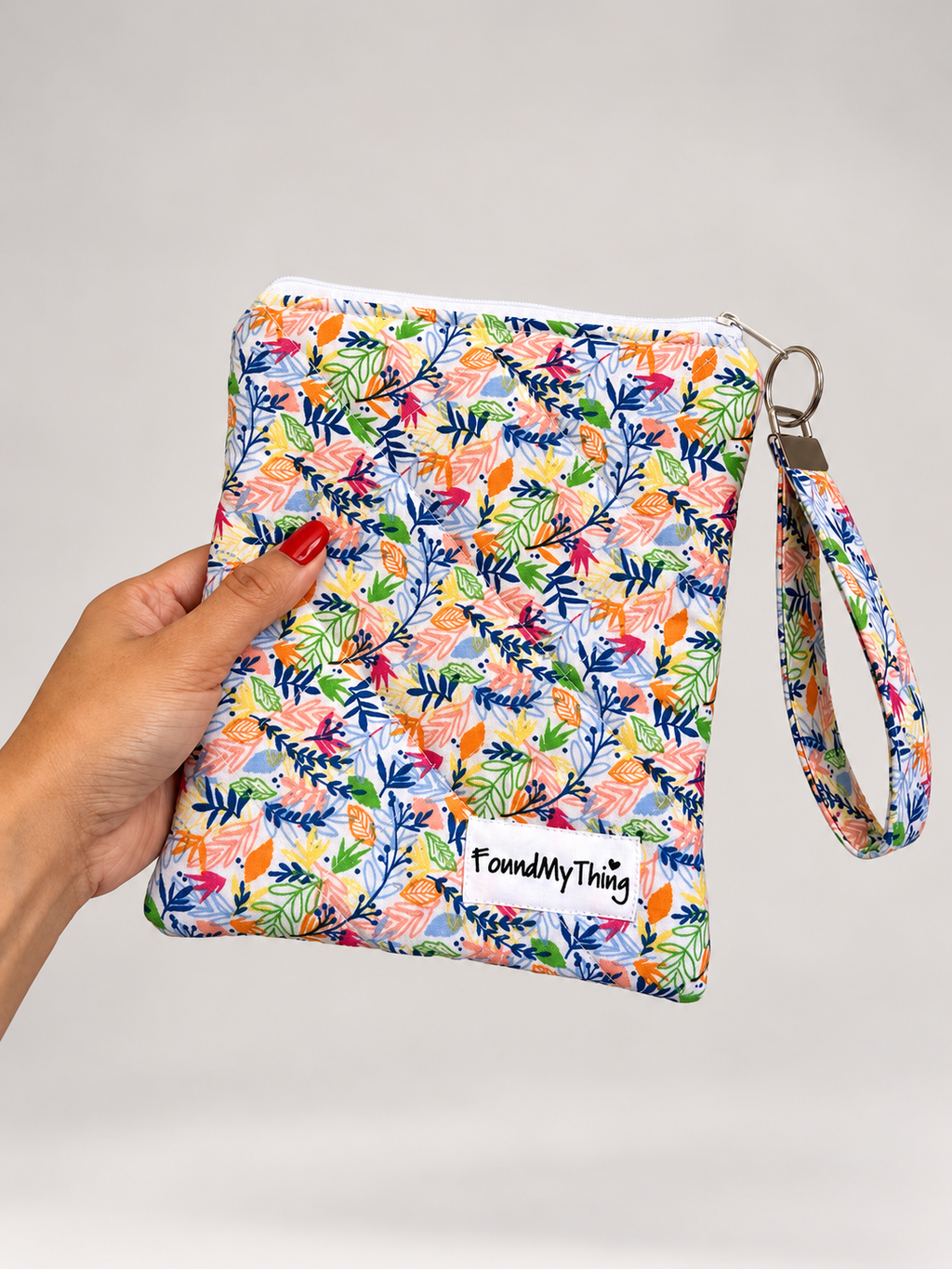 Quilted and Padded Ereader Sleeve with Zipper Closure and Matching Wristlet Keyrings