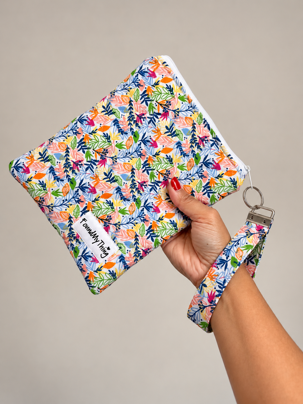 Quilted and Padded Ereader Sleeve with Zipper Closure and Matching Wristlet Keyrings
