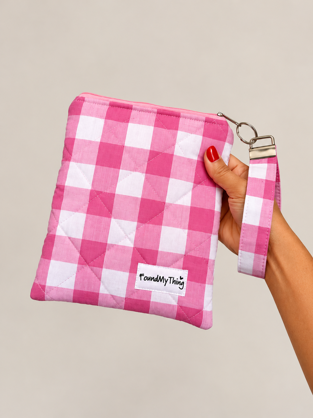 Quilted and Padded Ereader Sleeve with Zipper Closure and Matching Wristlet Keyrings
