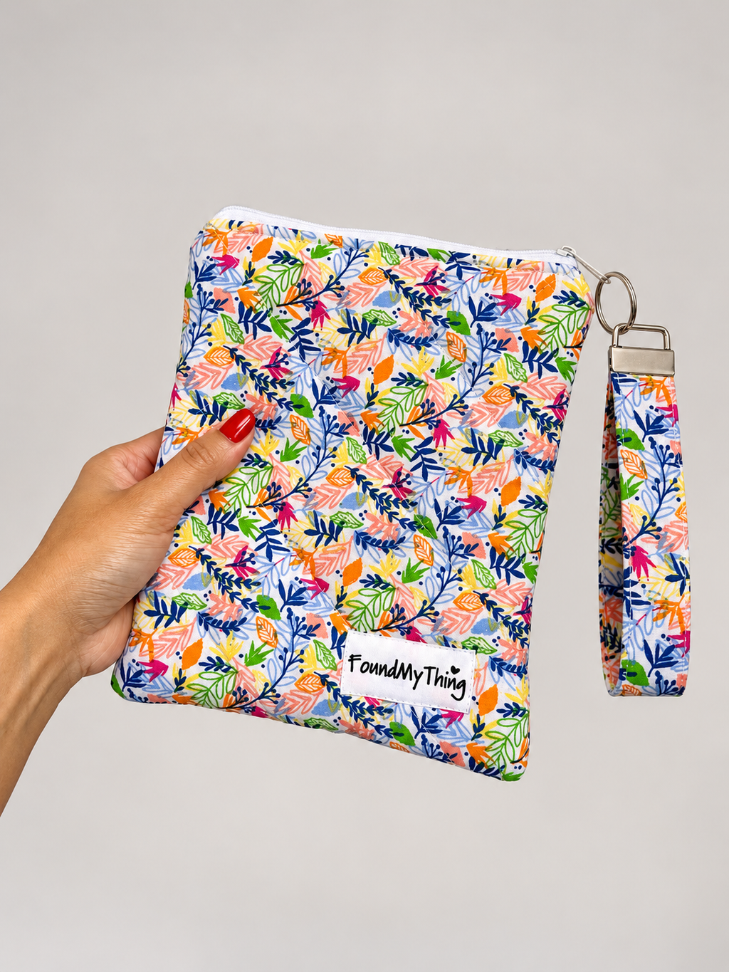 Quilted and Padded Ereader Sleeve with Zipper Closure and Matching Wristlet Keyrings