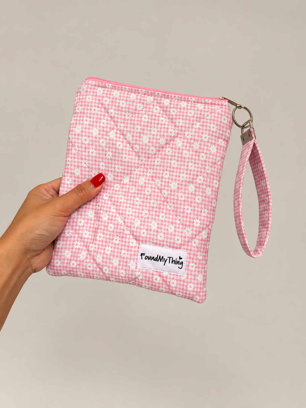 Quilted and Padded Ereader Sleeve with Zipper Closure and Matching Wristlet Keyrings