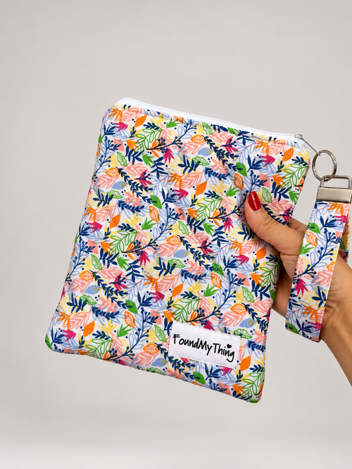 Quilted and Padded Ereader Sleeve with Zipper Closure and Matching Wristlet Keyrings