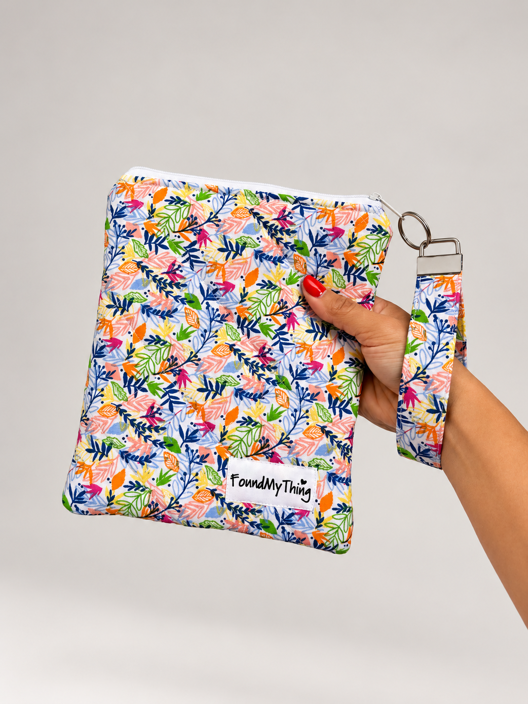 Quilted and Padded Ereader Sleeve with Zipper Closure and Matching Wristlet Keyrings