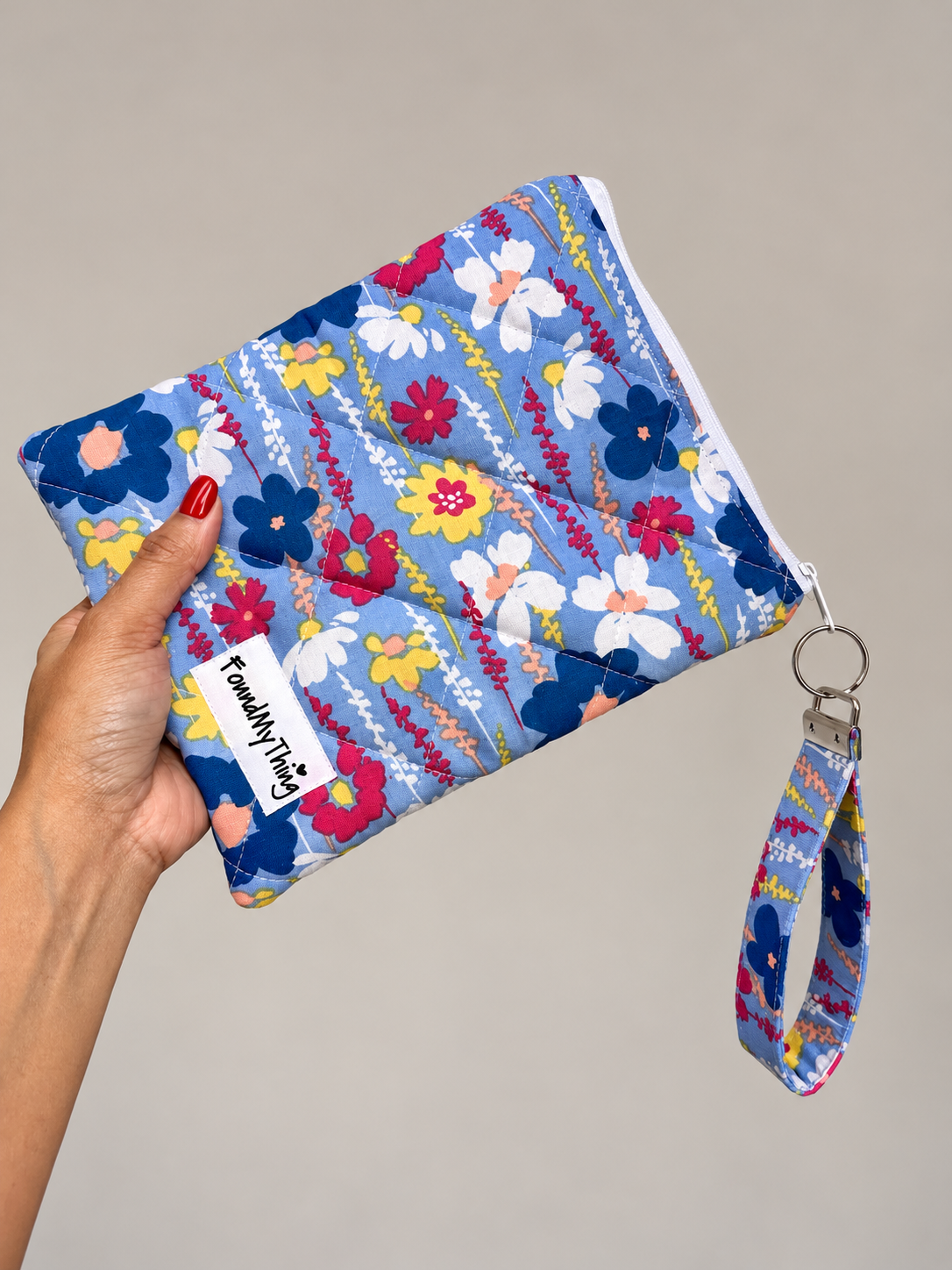 Quilted and Padded Ereader Sleeve with Zipper Closure and Matching Wristlet Keyrings