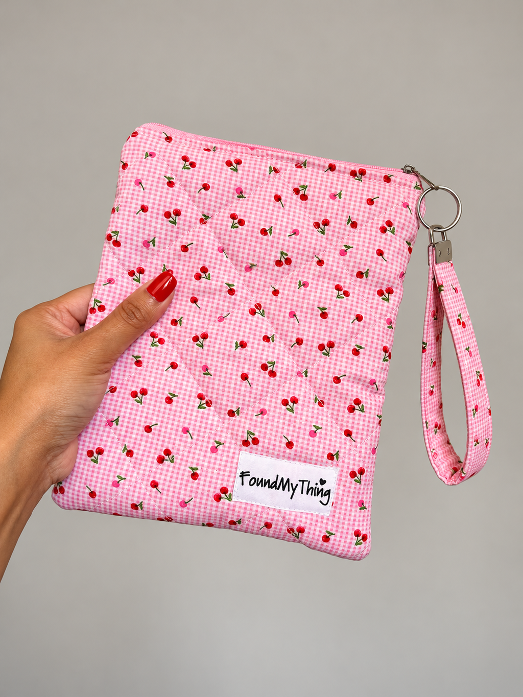 Quilted and Padded Ereader Sleeve with Zipper Closure and Matching Wristlet Keyrings