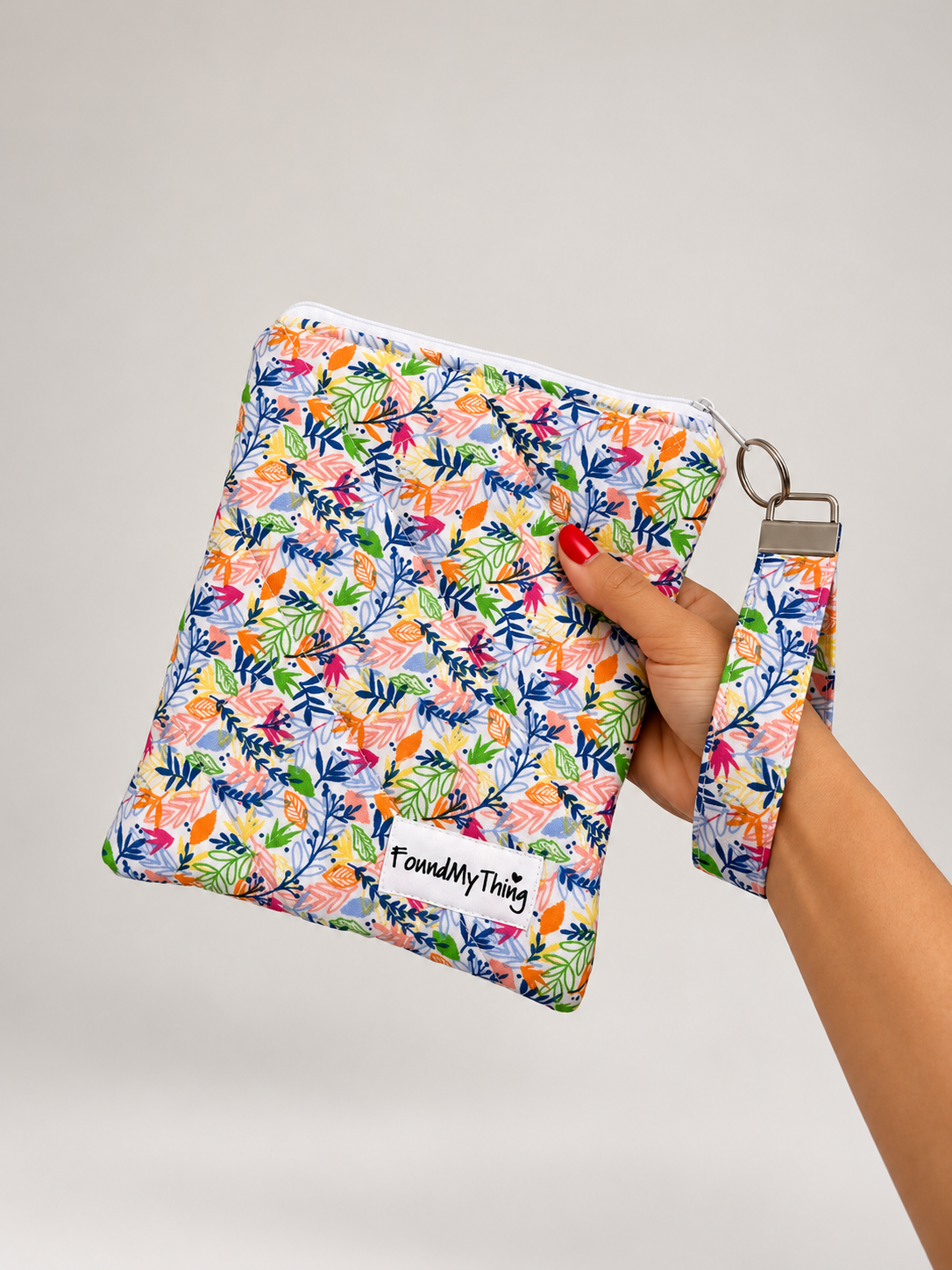 Quilted and Padded Ereader Sleeve with Zipper Closure and Matching Wristlet Keyrings