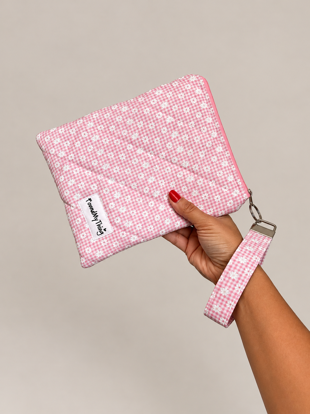Quilted and Padded Ereader Sleeve with Zipper Closure and Matching Wristlet Keyrings