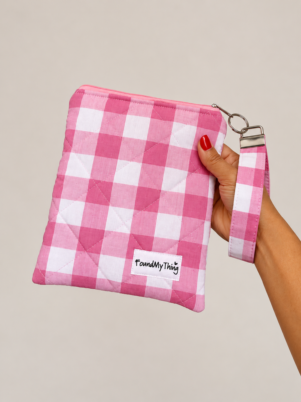 Quilted and Padded Ereader Sleeve with Zipper Closure and Matching Wristlet Keyrings